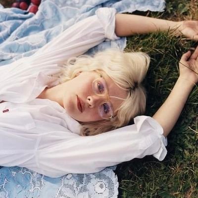 Maisie HQ 🌻's profile picture