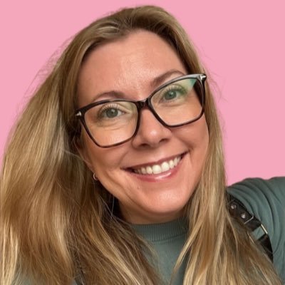 TheJulieBenson's profile picture