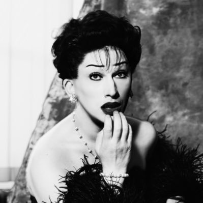 Jinkx Monsoon is Judy Garland's profile picture