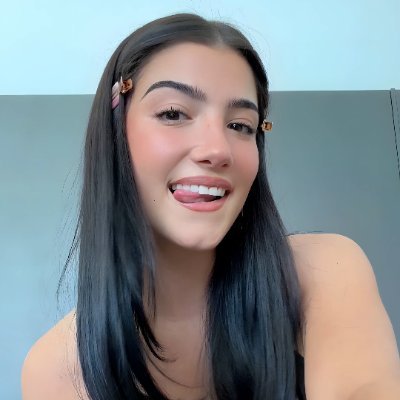 mommy charli's simp's profile picture