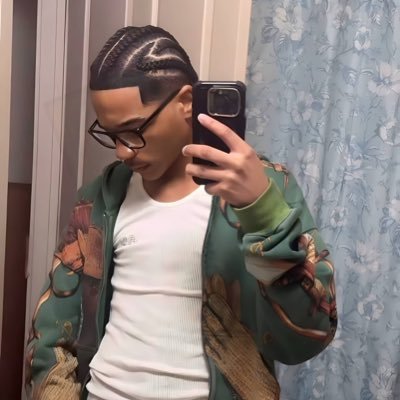 lightskingodzillaa's profile picture