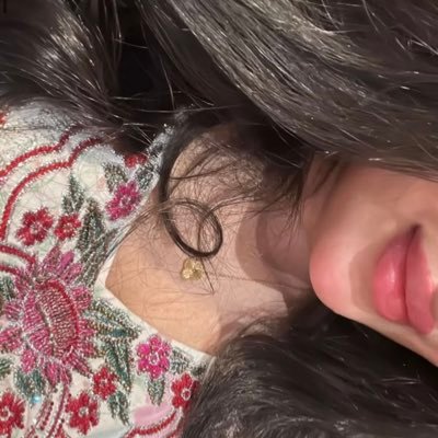 Roz9ss's profile picture