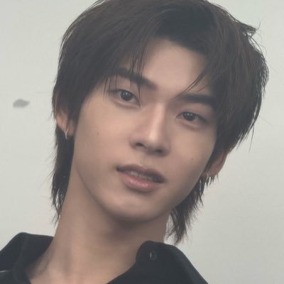 P's profile picture