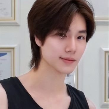 Ann 🐾 mengumpulkan niat untuk update AU's profile picture