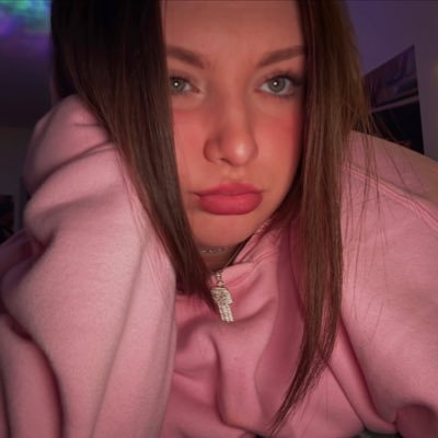 mg 🪩's profile picture