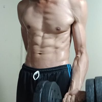 KhlassikhL55638's profile picture