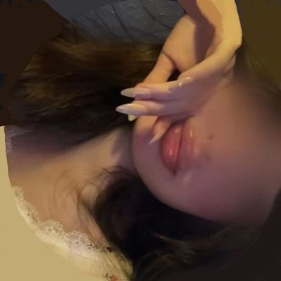 Hh Nn's profile picture