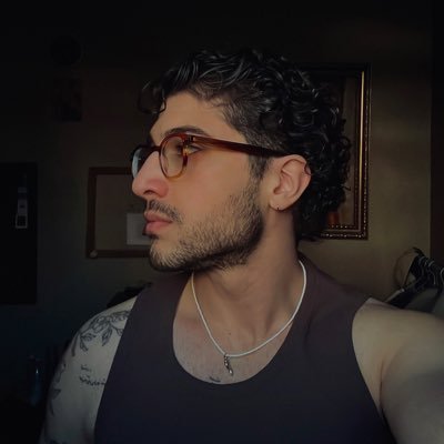 سینا's profile picture