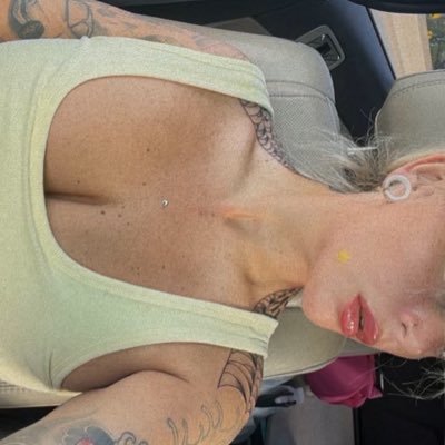 Shygirlfromfl's profile picture