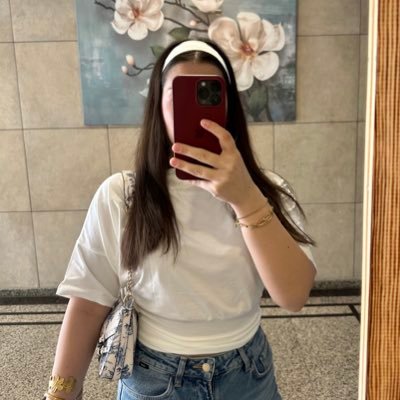 noitszey's profile picture