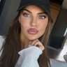Laura's profile picture