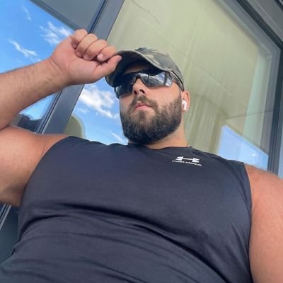Andrew's profile picture