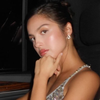 madslivia's profile picture