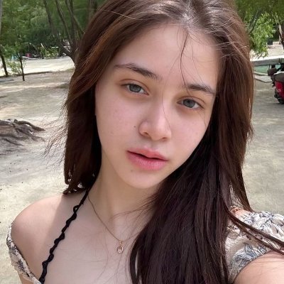 DellaSumardi's profile picture