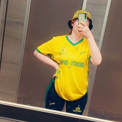 Mnca-Mnce 🍭🇿🇦's profile picture