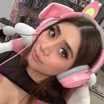 Violet Myers's profile picture
