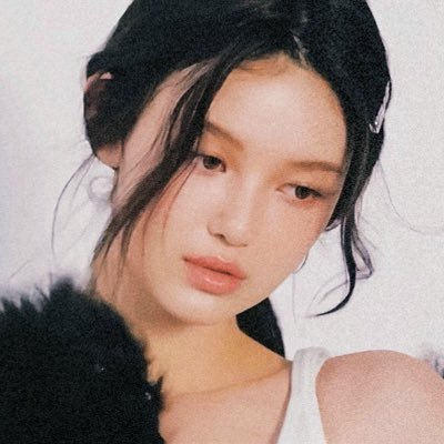 🦋's profile picture