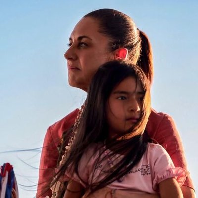 ElisaSantos05's profile picture