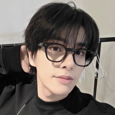 Babe심's profile picture