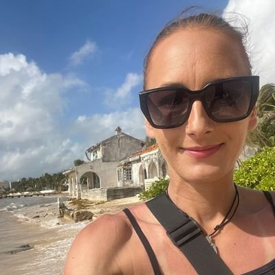 LostInSk's profile picture