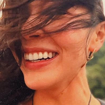 Ari ✌︎'s profile picture