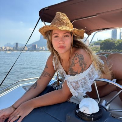 Mel Breia's profile picture