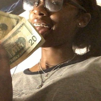 whererulilyy_'s profile picture