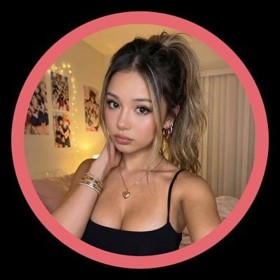 Kim Lawrence's profile picture