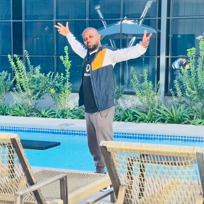 McZeei's profile picture