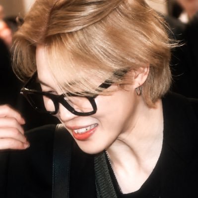 banana⁷៹ arirang's profile picture