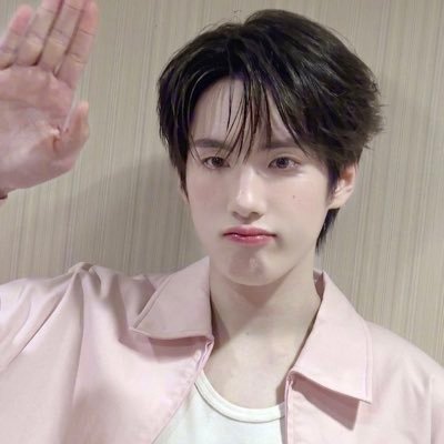 icexzchom's profile picture