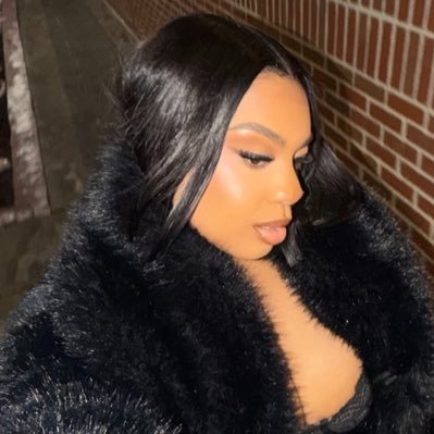 CharismaRenee's profile picture