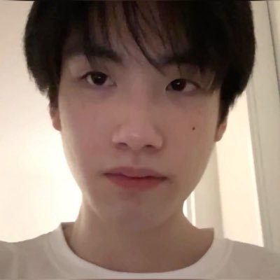 mywinter33's profile picture