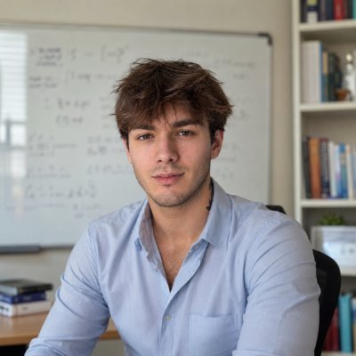 Teacher Alex📚's profile picture