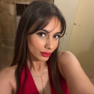ElaDemirbagg's profile picture