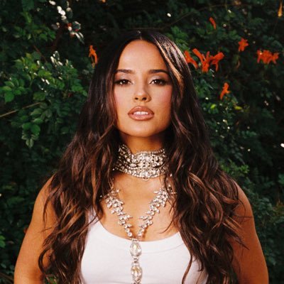 acervo pop latino's profile picture