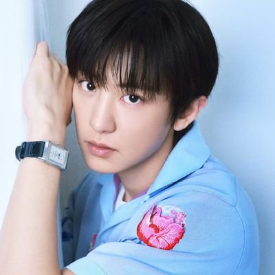 L O E Y's profile picture