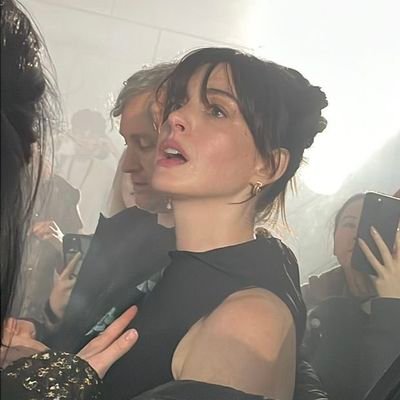 iza✭͏👠's profile picture