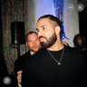B's profile picture