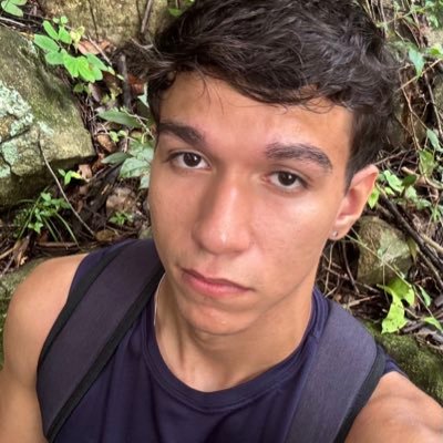 RHYANZITOOO's profile picture