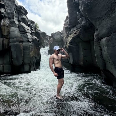 caloy2000's profile picture