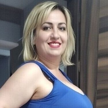 نيفين's profile picture
