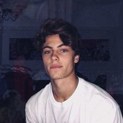 21ieca's profile picture