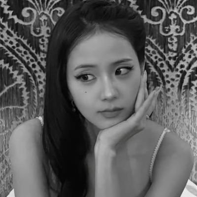 momsooo's profile picture
