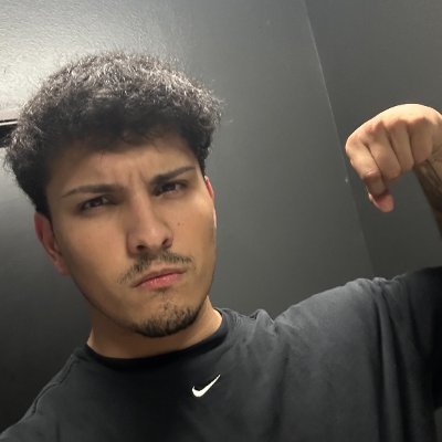 DannyTuro31's profile picture