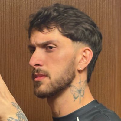 henriqmuri's profile picture