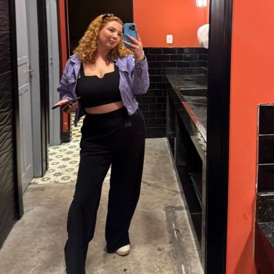 ani | 📚: ressaca nao so literária 🦑's profile picture