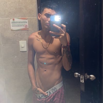 DxnielHot🐥's profile picture