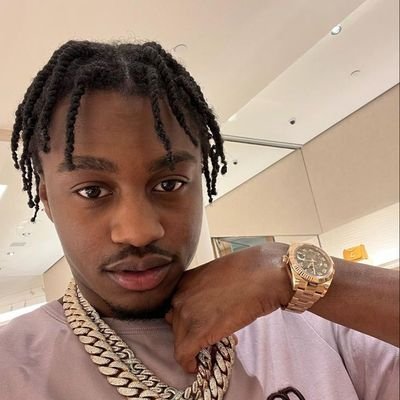 MaeB1x's profile picture