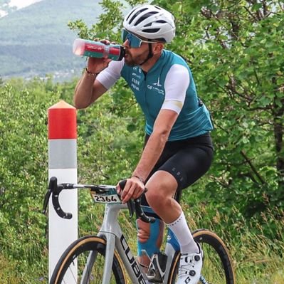 Cyril Nicoli 🚴♂️⚽🏎's profile picture